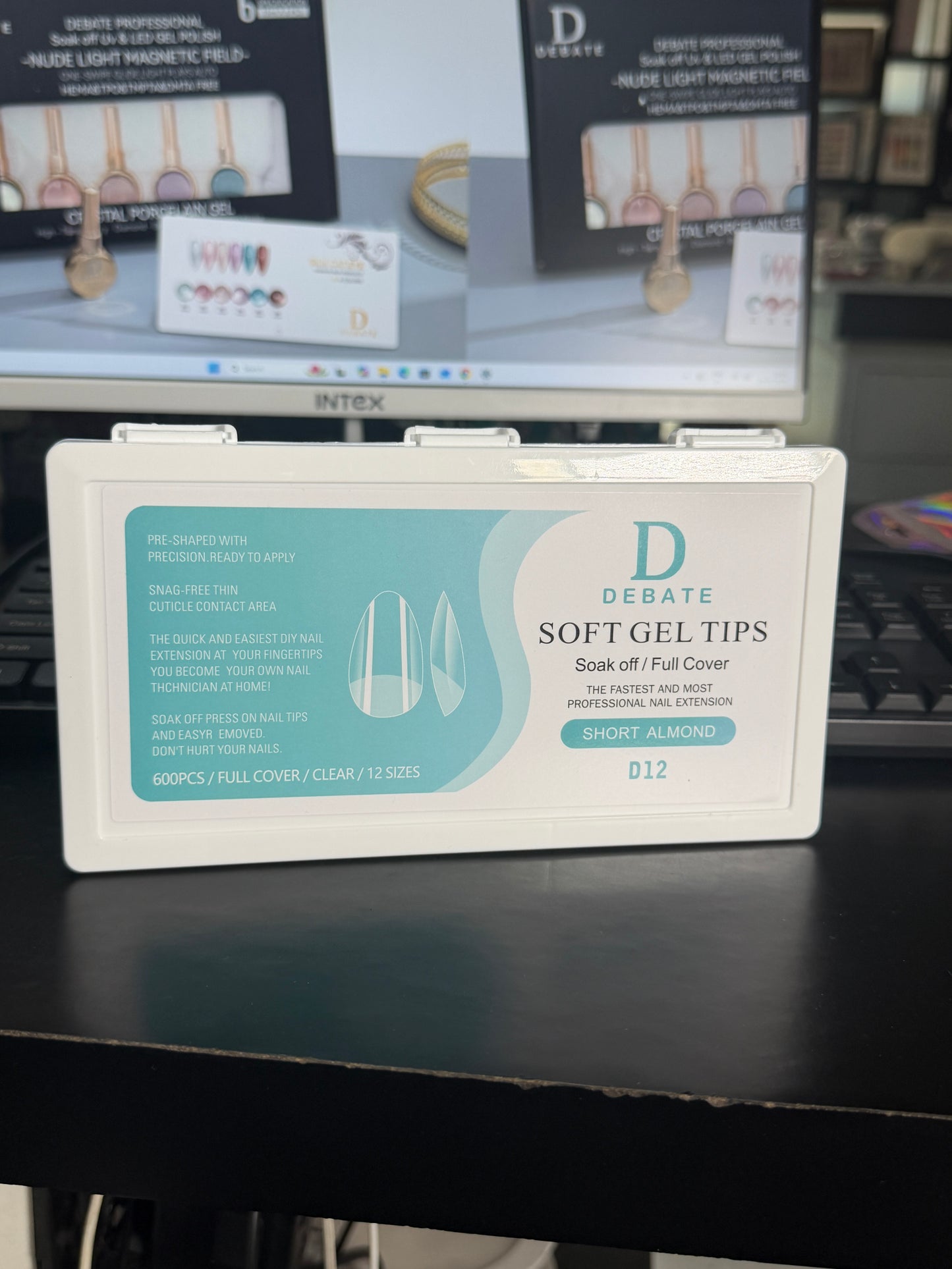 Debate Almond Tips