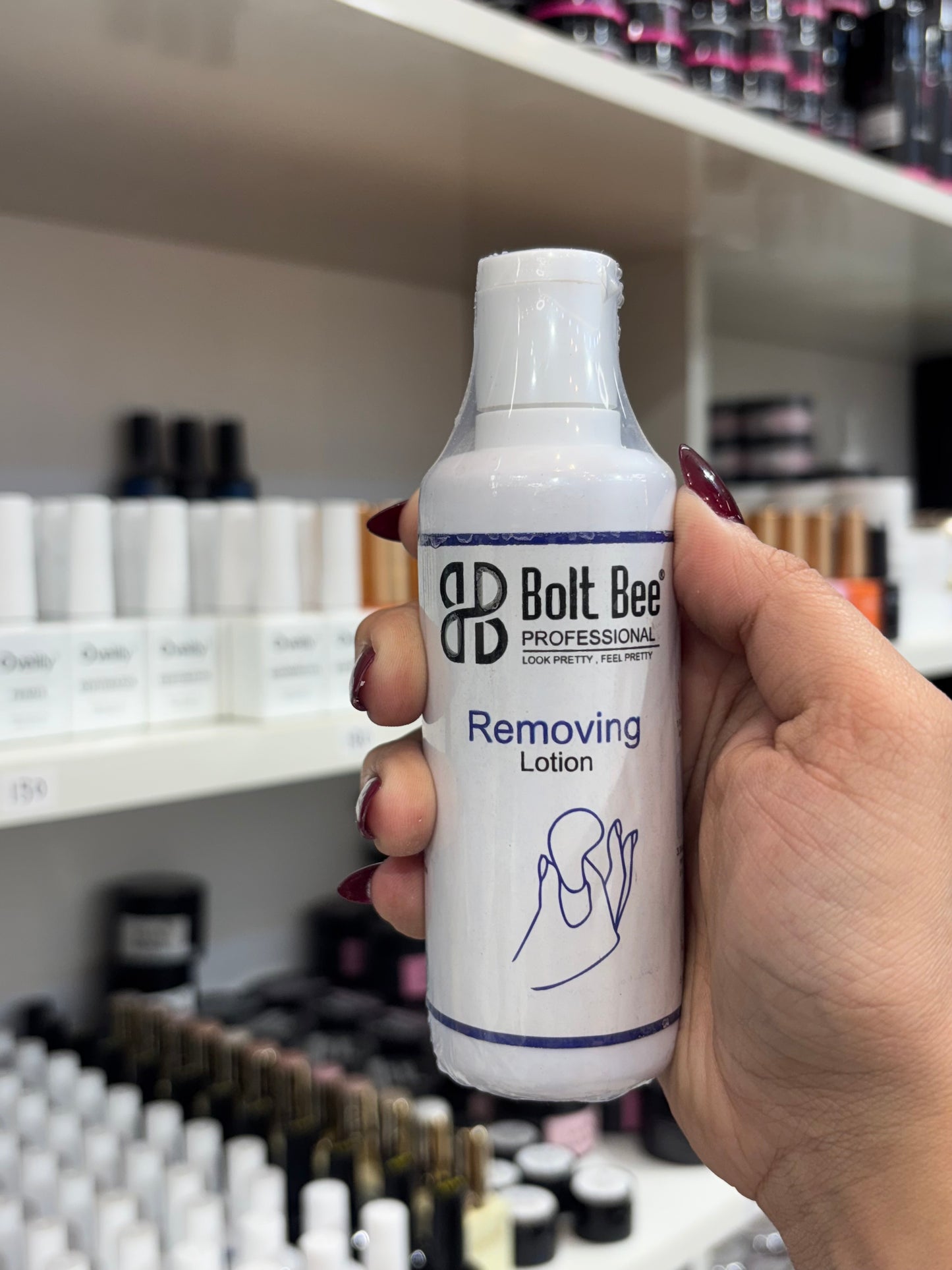 Removing lotion ( bolt bee )
