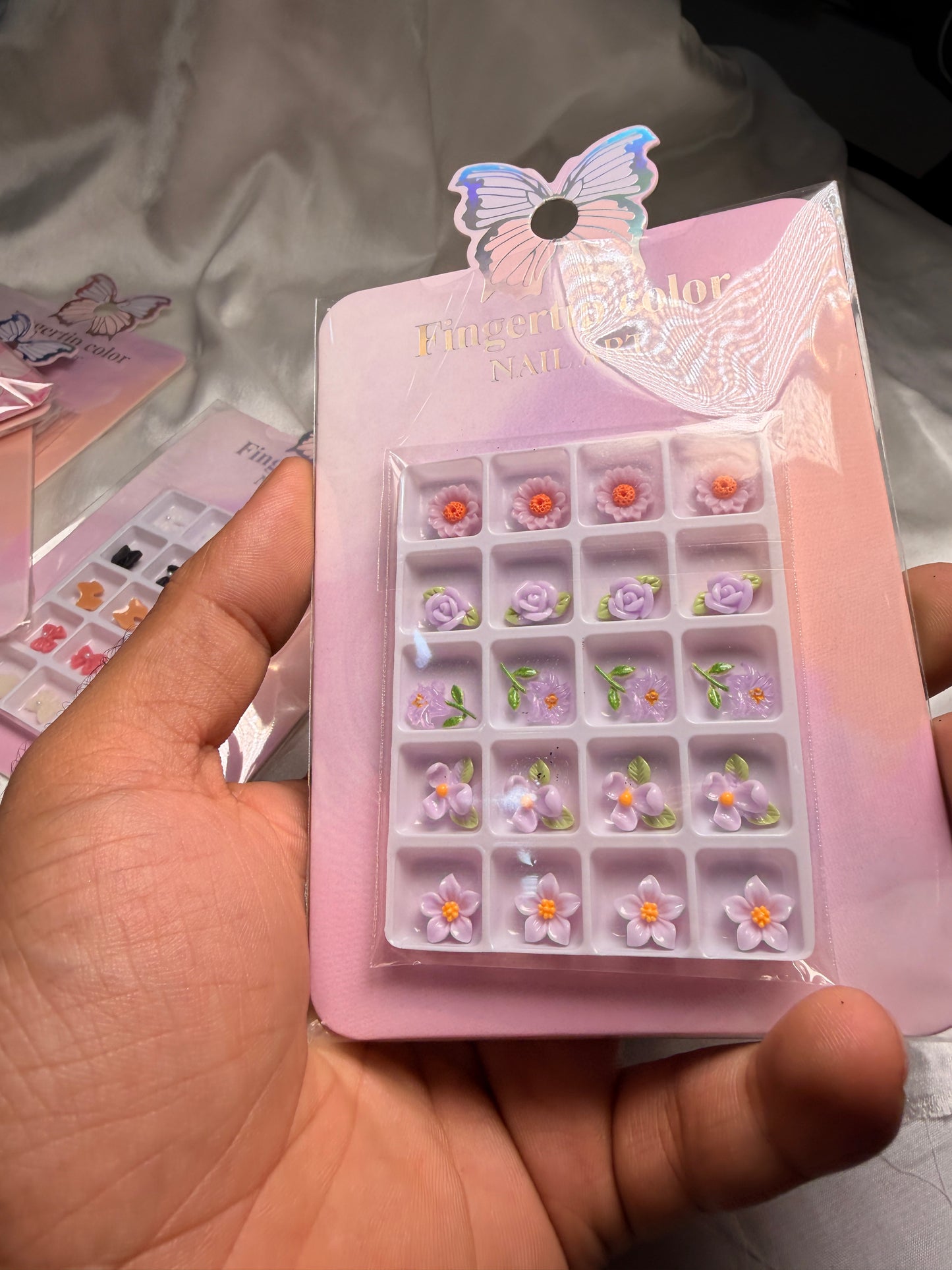 Fingertips mix 3d flower