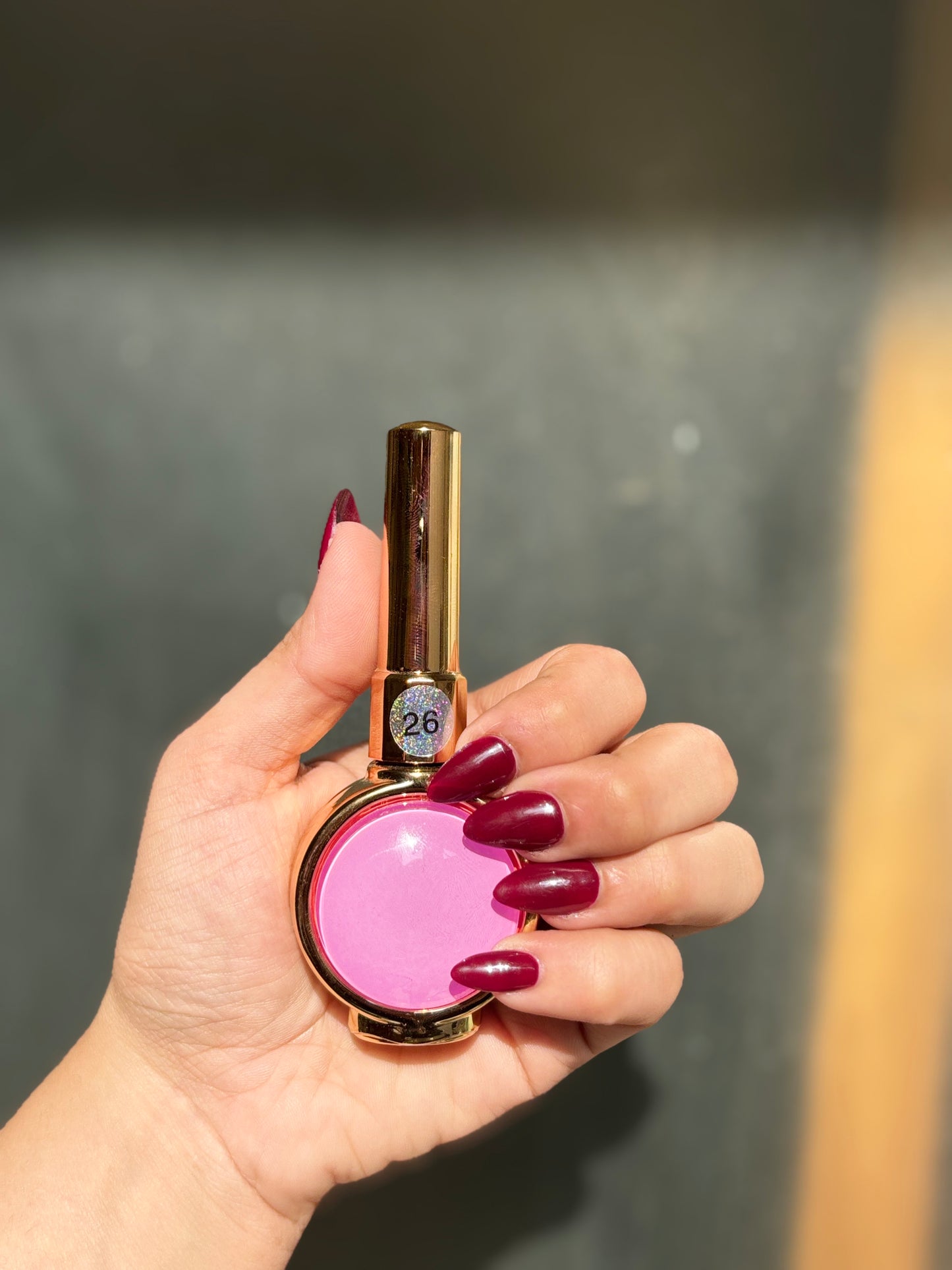 Perfect 24 Nail print