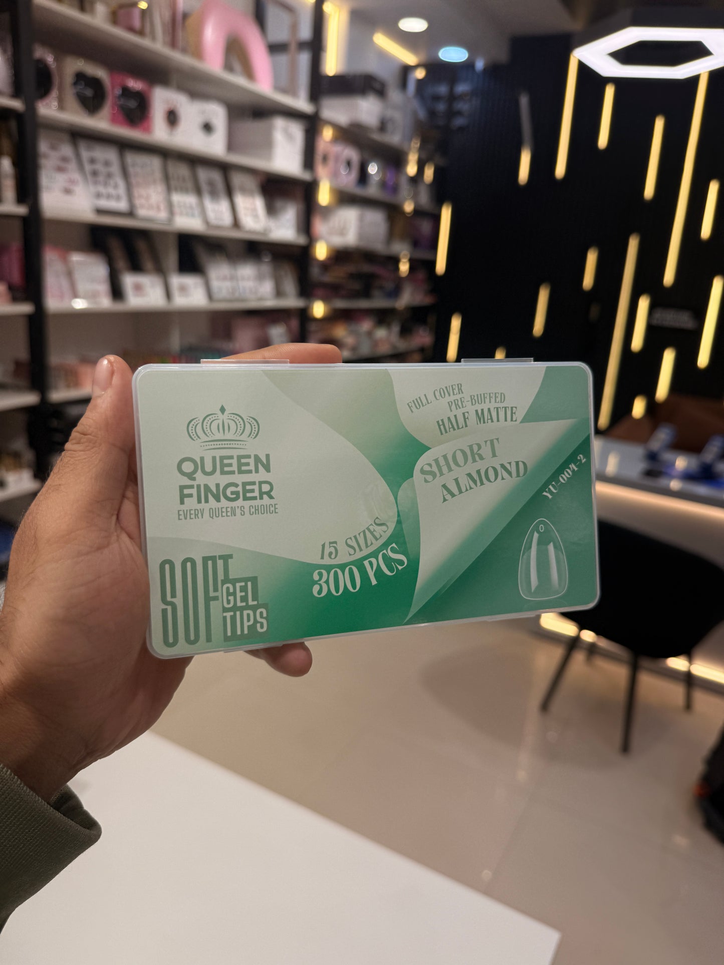 Queen finger tips soft gel tips