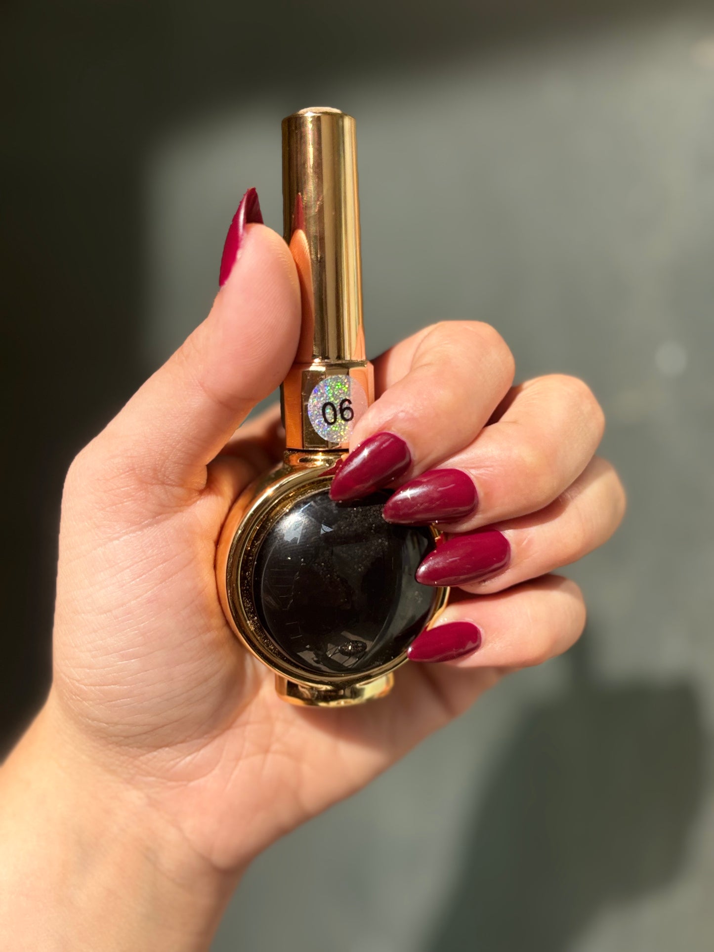 Perfect 24 Nail print