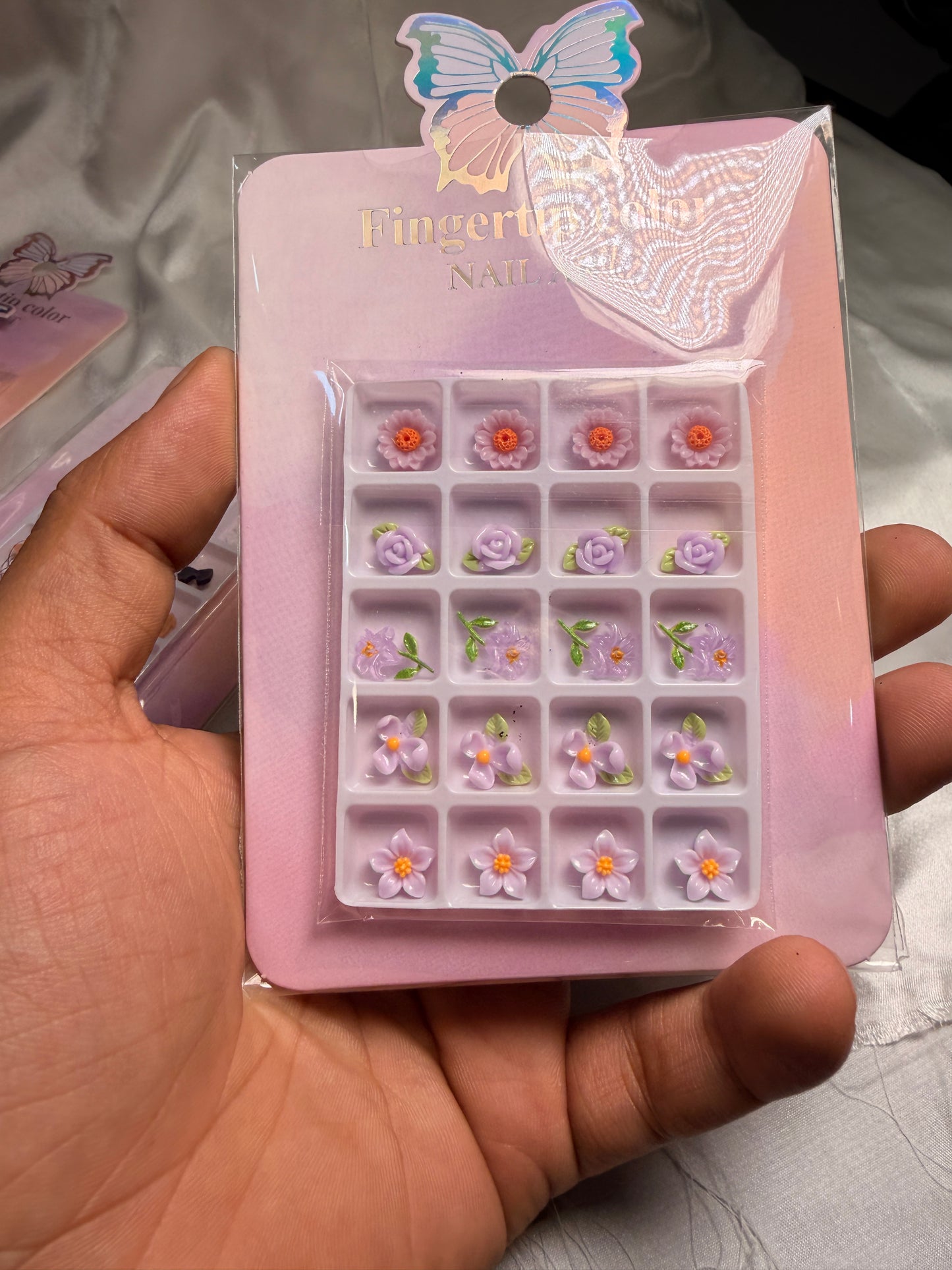 Fingertips mix 3d flower