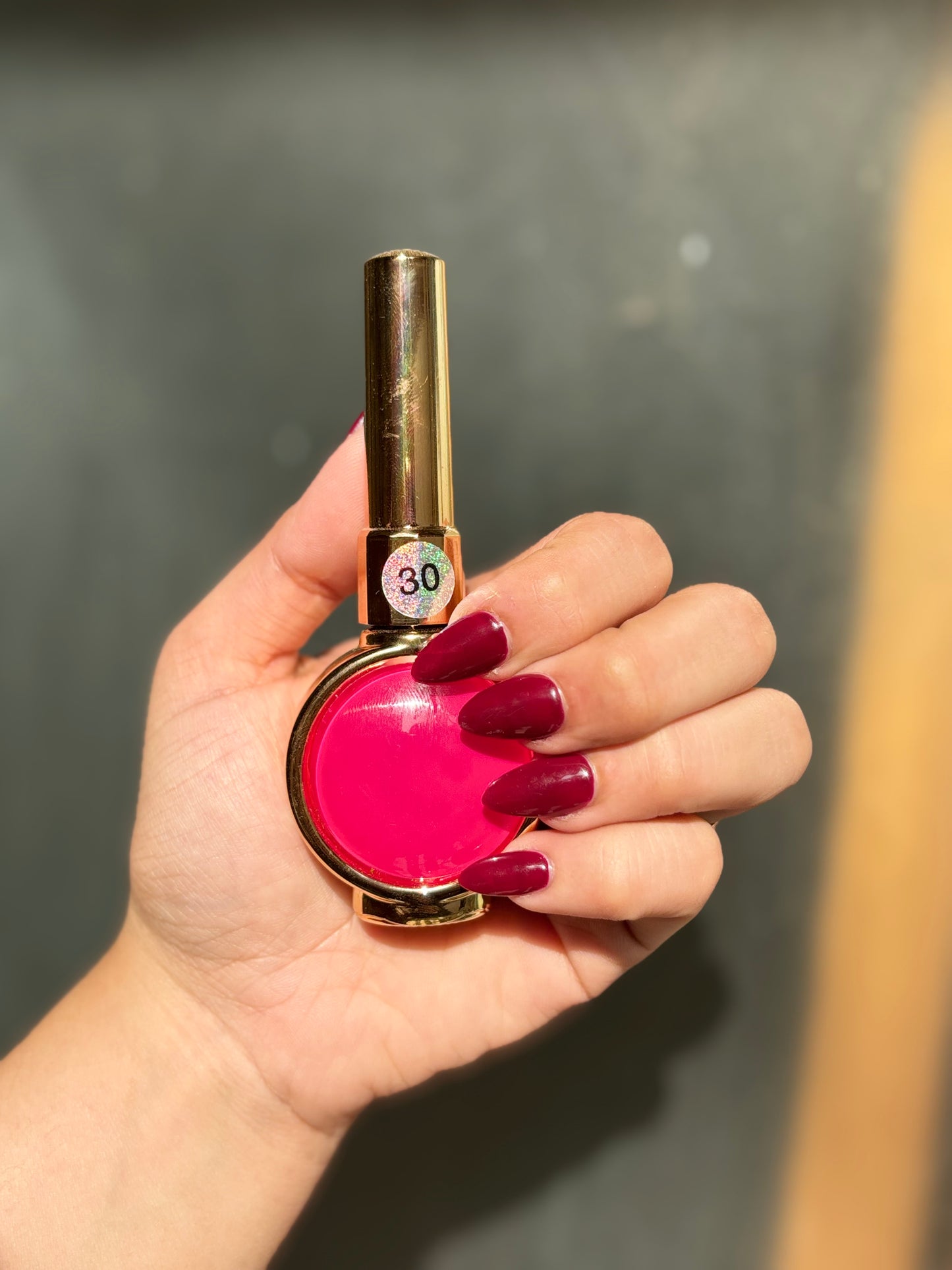 Perfect 24 Nail print