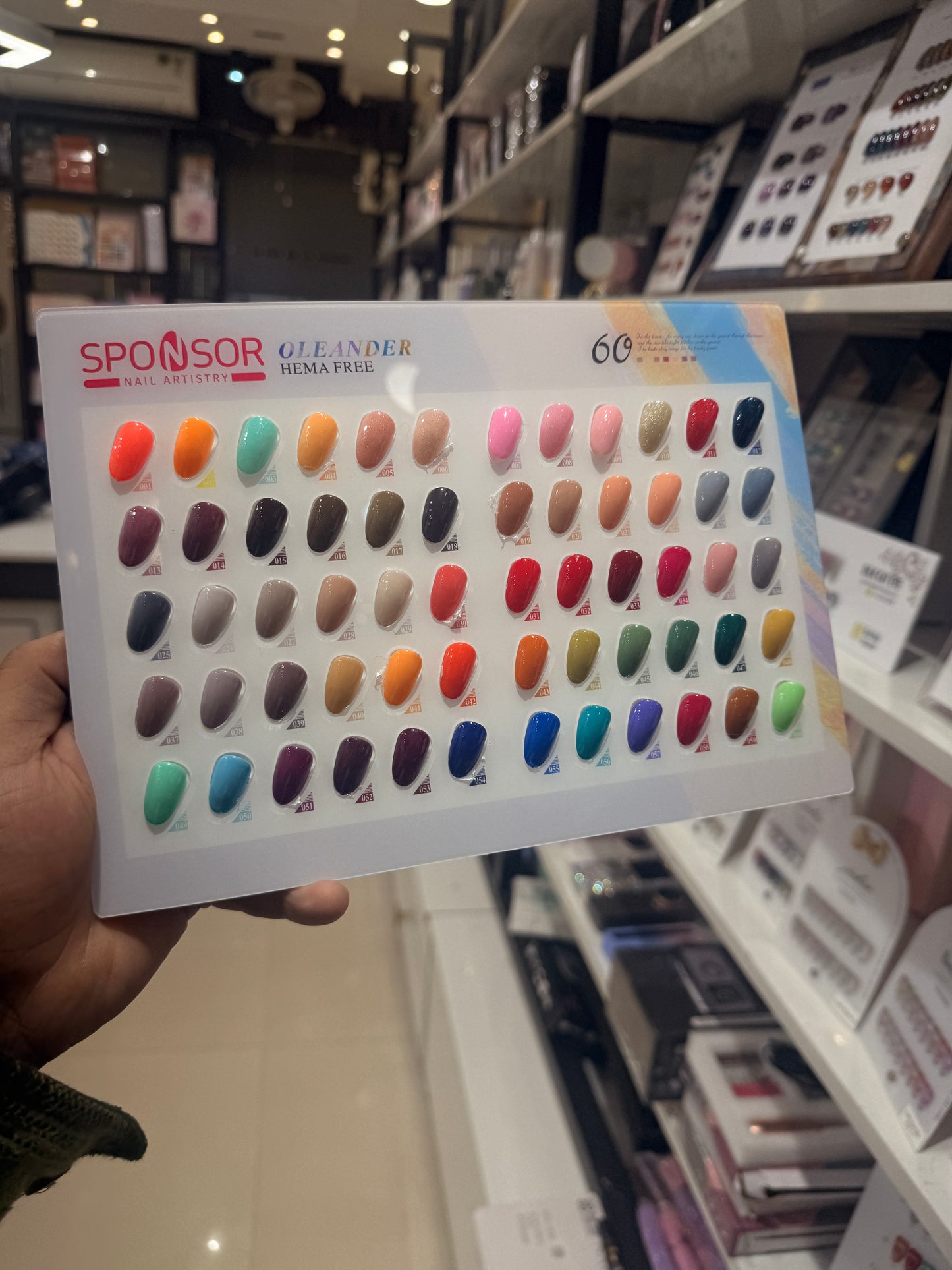 Sponsor nail paint box