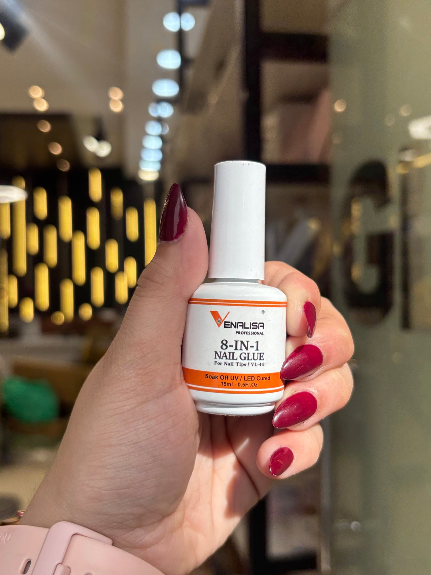 Venalisa 8 in 1 Nail glue