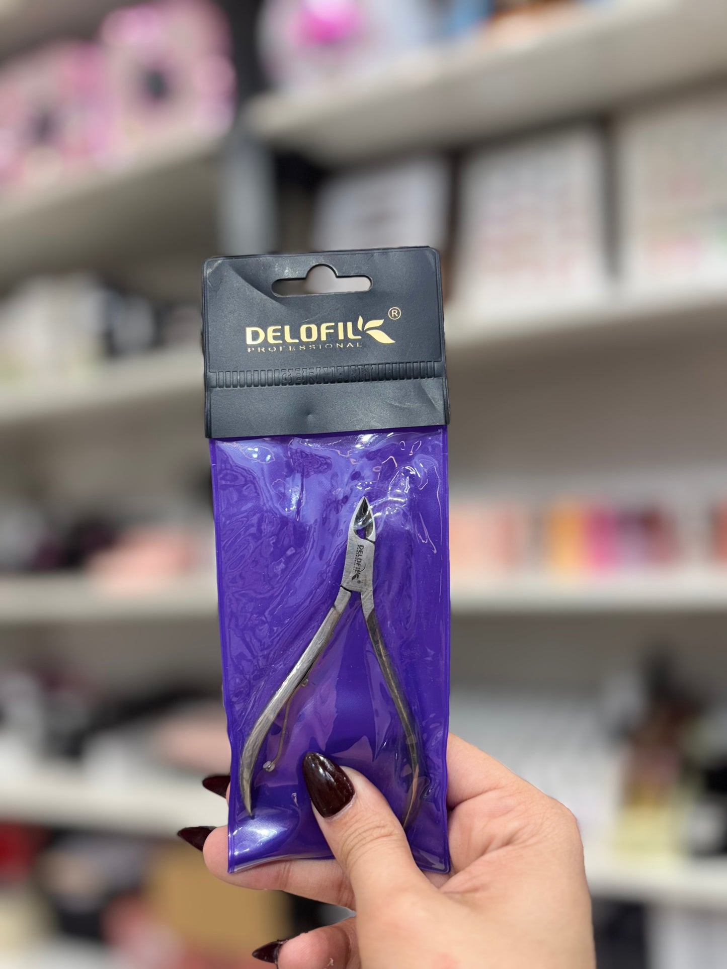 cuticle cutter