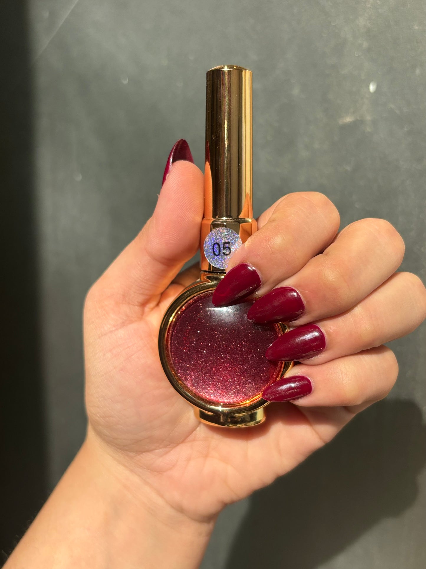 Perfect 24 Nail print