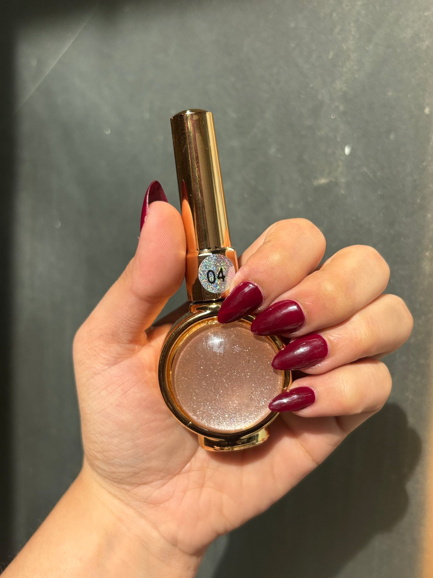 Perfect 24 Nail print