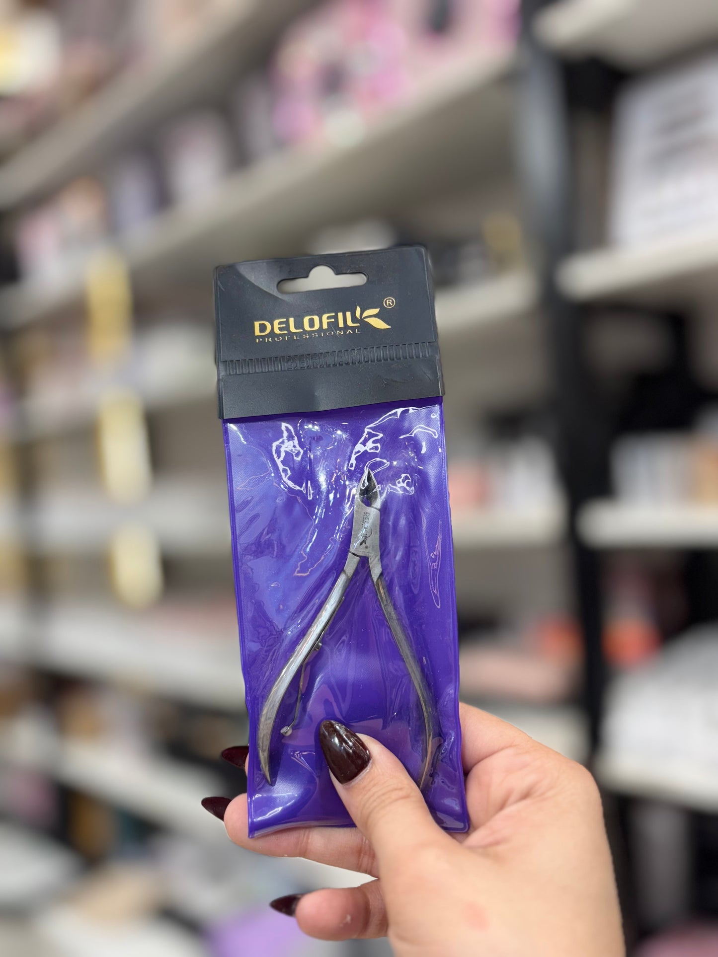 cuticle cutter